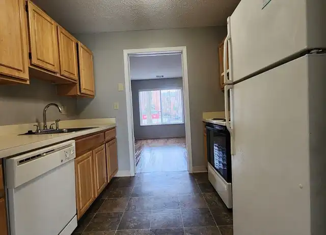 Property at 102 N Point Dr Unit 102, Dorchester, MA, 02125, 3 beds, 1.5 baths, [object Object]