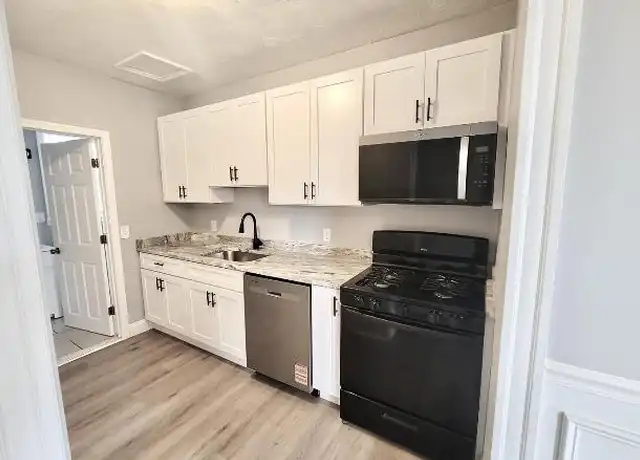 Property at 524 Charles St, Providence, RI, 02904, 2 beds, 1 bath, [object Object]