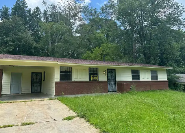 Property at 632 Queen Julianna Ln, Jackson, MS, 39209, 3 beds, 1.5 baths, [object Object]