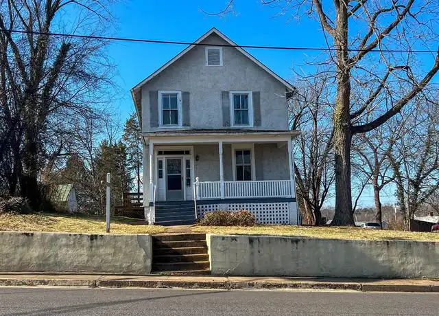Property at 314 N West St, Culpeper, VA, 22701, 3 beds, 1.5 baths, [object Object]