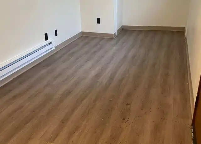 Property at 5510 25th Ave NE #6, Seattle, WA, 98105, 0 beds, 1 bath, [object Object]