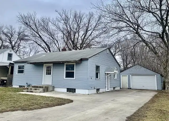 Property at 126 Clinton St, Austin, MN, 55912, 2 beds, 1 bath, [object Object]