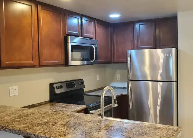 Property at 950 Lincoln St Unit 950-103, Bellingham, WA, 98229, 0 beds, 1 bath, [object Object]