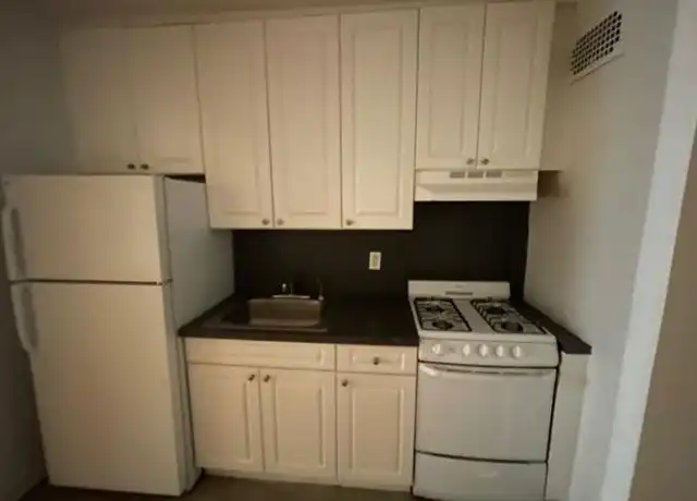 Property at 8310 118th St, Kew Gardens, NY, 11415, 1 bed, 1 bath, [object Object]
