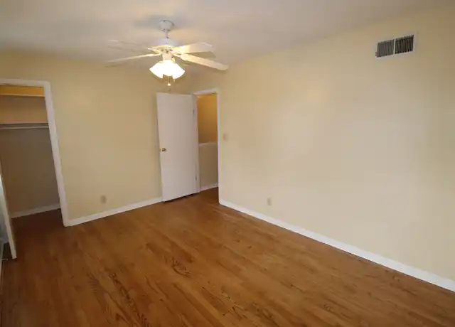 Property at 55 S 21st St, Richmond, IN, 47374, 2 beds, 1.5 baths, [object Object]