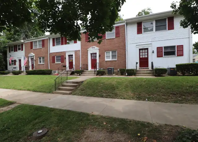 Property at 55 S 21st St, Richmond, IN, 47374, 2 beds, 1.5 baths, [object Object]