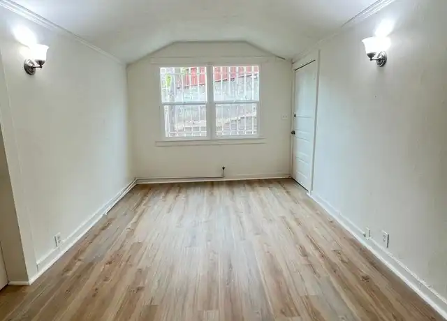 Property at 932 E Edgeware Rd Unit 932, Los Angeles, CA, 90026, 2 beds, 1 bath, [object Object]