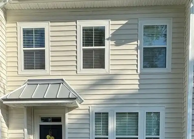 Property at 1471 Central Ave, Summerville, SC, 29483, 3 beds, 2.5 baths, [object Object]