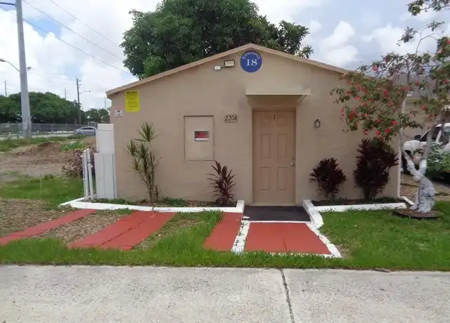 Property at 2204 Atlanta St, Hollywood, FL, 33020, 1 bed, 1 bath, [object Object]
