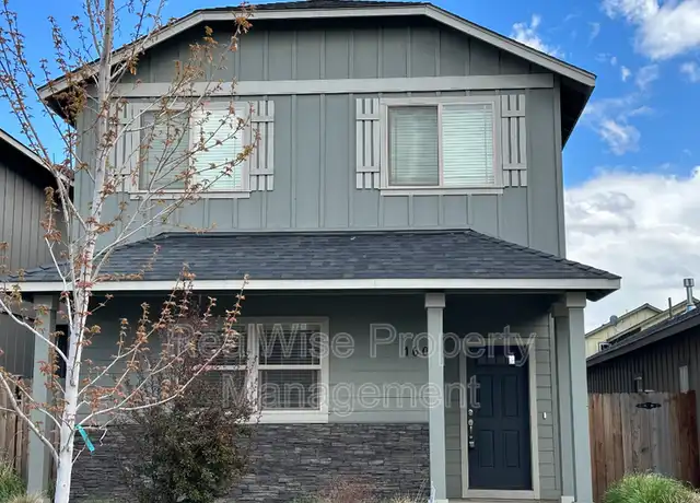 Property at 160 NW 30th St, Redmond, OR, 97756, 3 beds, 2.5 baths, [object Object]