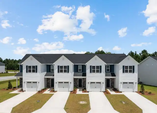 Property at 207 Verrazzano Ln, Jacksonville, NC, 28546, 3 beds, 2.5 baths, [object Object]