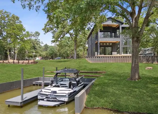 Property at 111 Nob Hill Cir, Malakoff, TX, 75148, 4 beds, 3 baths, [object Object]