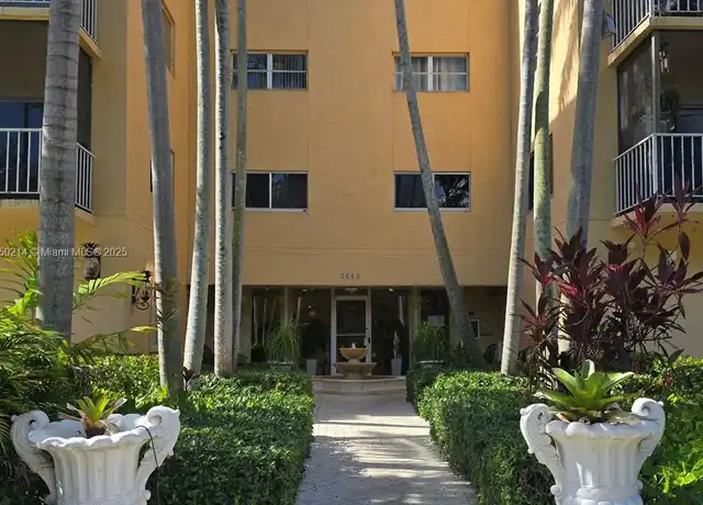 Property at 2640 NE 135th St #309, North Miami, FL, 33181, 1 bed, 1.5 baths, [object Object]