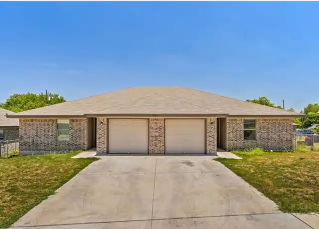 Property at 804 N 3rd St Unit B, Copperas Cove, TX, 76522, 3 beds, 2 baths, [object Object]