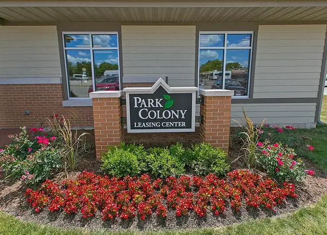 Photo of 9350 Congress Dr, Des Plaines, IL 60016