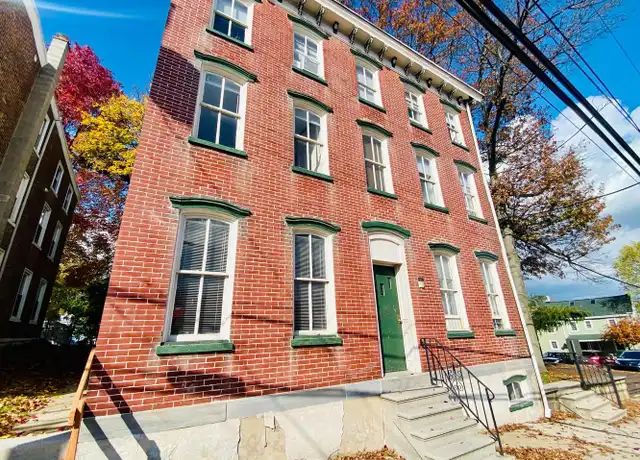Property at 123 New St Unit 2, Spring City, PA, 19475, 1 bed, 1 bath, [object Object]