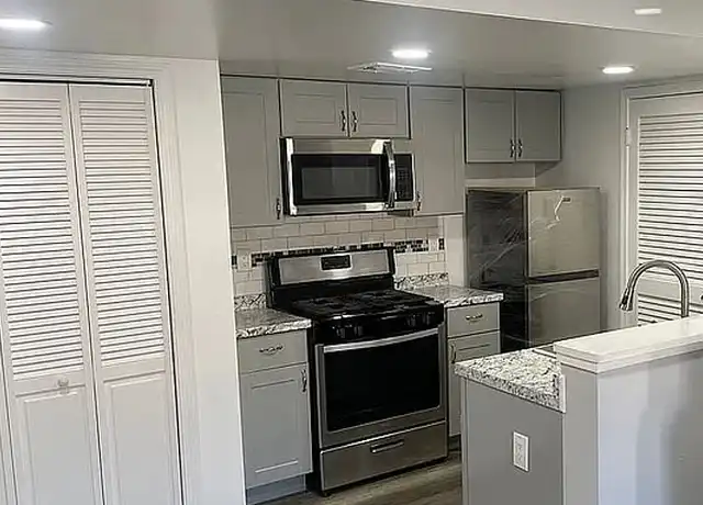 Property at 23 Delavan Ct, New Brunswick, NJ, 08901, 1 bed, 1 bath, [object Object]