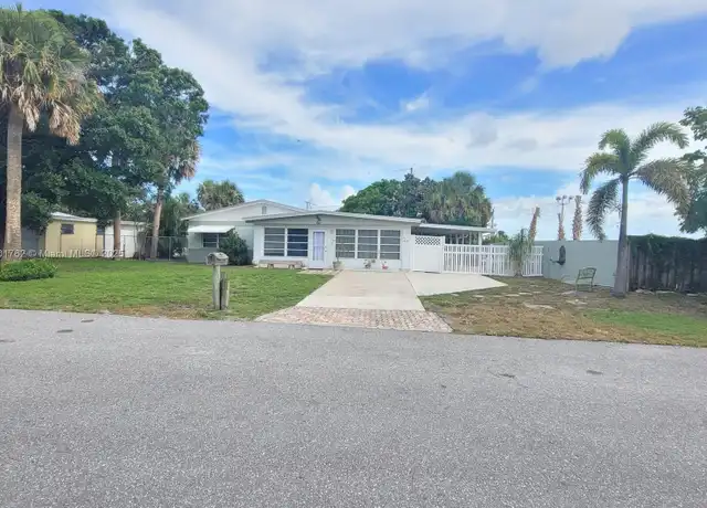Property at 1624 NE Orion St Unit 1624, Jensen Beach, FL, 34957, 2 beds, 1 bath, [object Object]