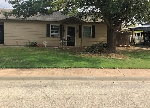 Property at 3802 Muriel Dr, Snyder, TX, 79549, 2 beds, 1 bath, [object Object]