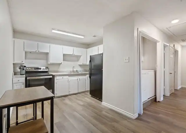 Property at 5907 Whittlesey Rd, Fort Worth, TX, 76119, 1 bed, 1 bath, [object Object]