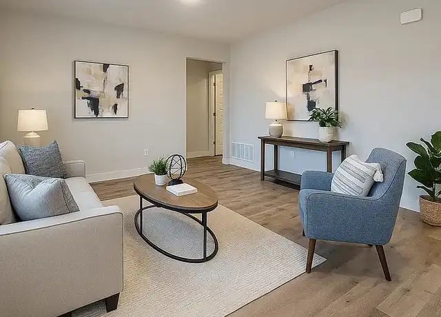 Property at 19 N Howard St #100, Edmond, OK, 73003, 4 beds, 3 baths, [object Object]