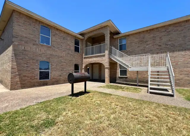 Property at 3008 E Stewart St, Laredo, TX, 78043, 2 beds, 1 bath, [object Object]