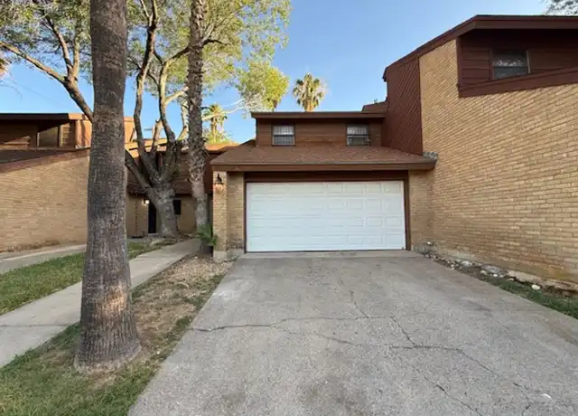 Property at 10 Quadrangle Cir, Laredo, TX, 78041, 3 beds, 2.5 baths, [object Object]