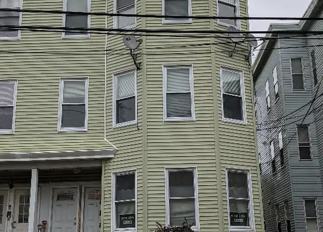 Property at 21 Rossmore St #2, Somerville, MA, 02143, 3 beds, 1 bath, [object Object]