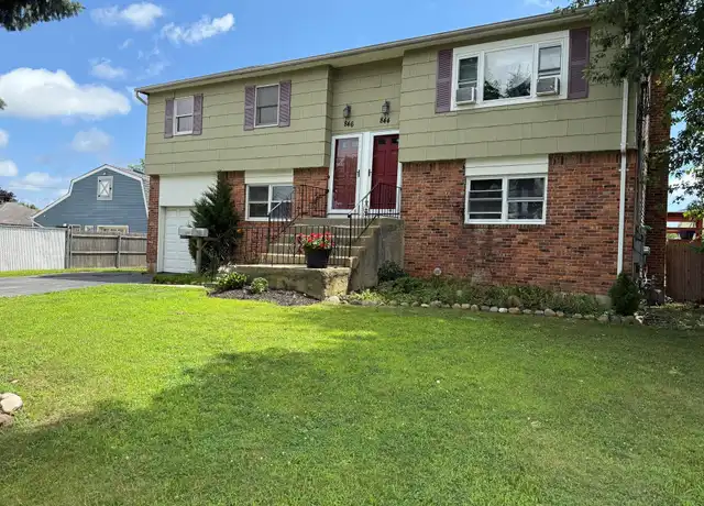 Property at 846 Conklin St, Farmingdale, NY, 11735, 3 beds, 1 bath, [object Object]