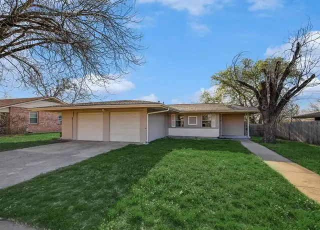 Property at 4313 Bonnie Dr, Fort Worth, TX, 76116, 3 beds, 2 baths, [object Object]