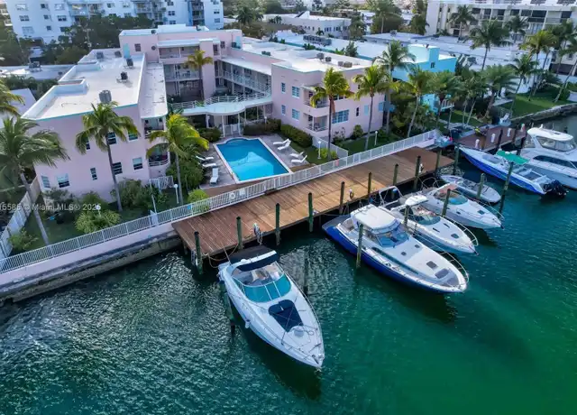 Property at 6881 Bay Dr, Miami Beach, FL, 33141, 1 bed, 1 bath, [object Object]