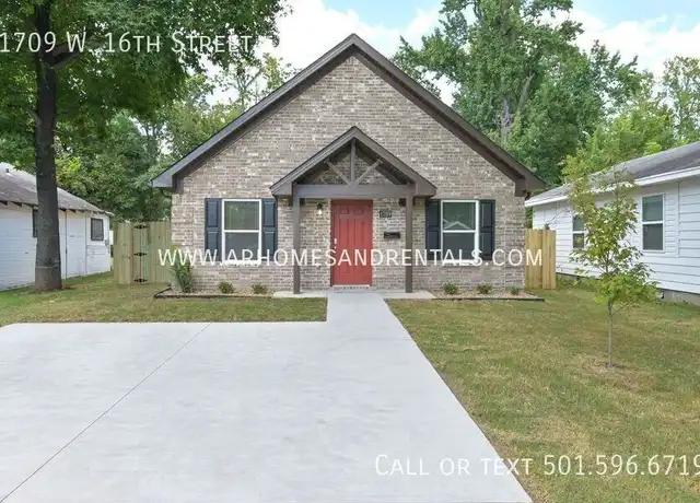 Property at 1709 W 16th St, North Little Rock, AR, 72114, 4 beds, 2 baths, [object Object]