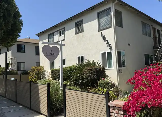 Property at 1835 7th St Unit B, Santa Monica, CA, 90401, 2 beds, 1 bath, [object Object]
