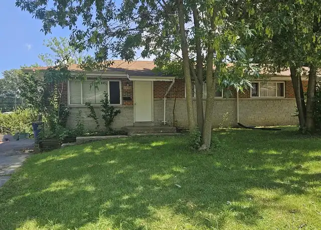 Property at 1116 Chargene St, St Charles, MO, 63301, 2 beds, 1 bath, [object Object]