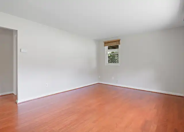 Property at 5544 Halwis St, Alexandria, VA, 22303, 2 beds, 1 bath, [object Object]