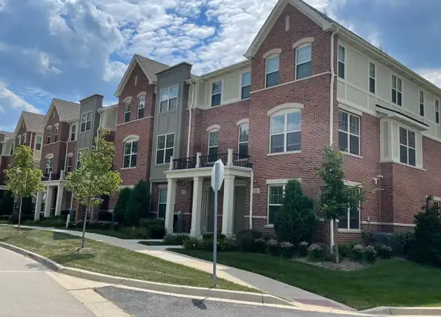Property at 1234 Byrne Blvd, Vernon Hills, IL, 60061, 3 beds, 2.5 baths, [object Object]