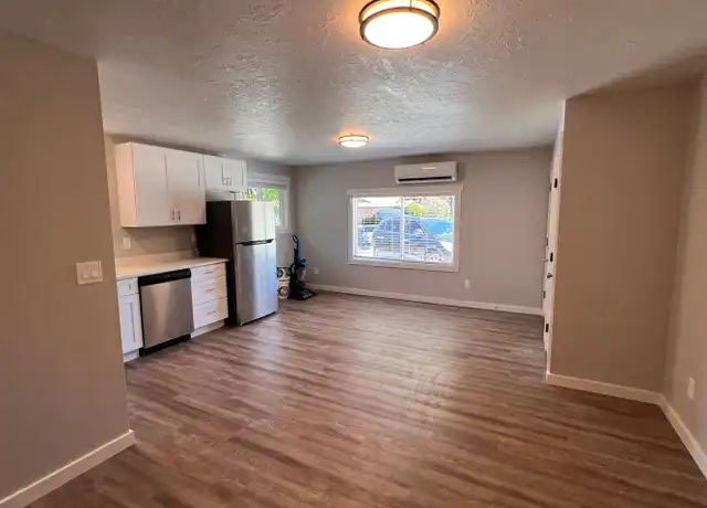 Property at 159 46th Ave SE Unit 159, Salem, OR, 97317, 1 bed, 1 bath, [object Object]