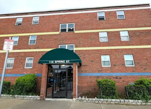 Property at 116 Spring St Unit C4, West Roxbury, MA, 02132, 1 bed, 1 bath, [object Object]