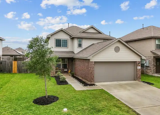 Property at 121 Cullen St, Angleton, TX, 77515, 4 beds, 2.5 baths, [object Object]