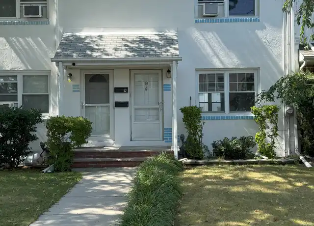 Property at 9 Roosevelt Ct, Metuchen, NJ, 08840, 2 beds, 1 bath, [object Object]