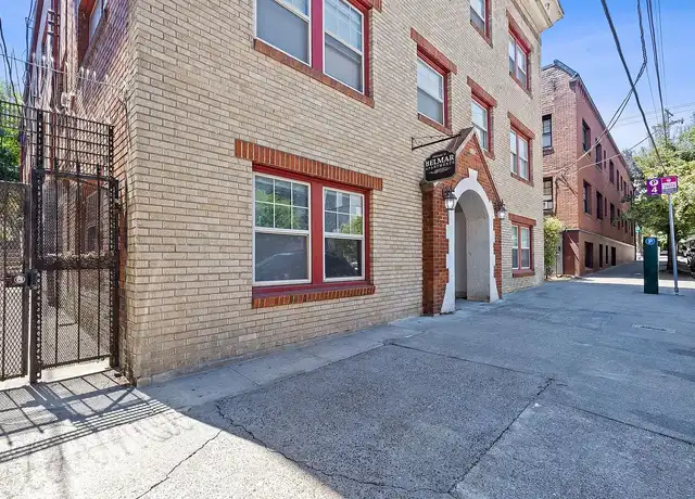 Property at Vintage Studio Living in the Heart of Portland's Vibrant Alphabet District - 1964 NW Johnson St, Portland, OR, 97209, 0-2 beds, 1 bath, [object Object]