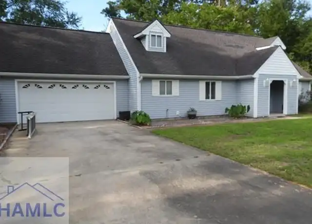 Property at 216 S Topi Trl, Hinesville, GA, 31313, 4 beds, 2 baths, [object Object]