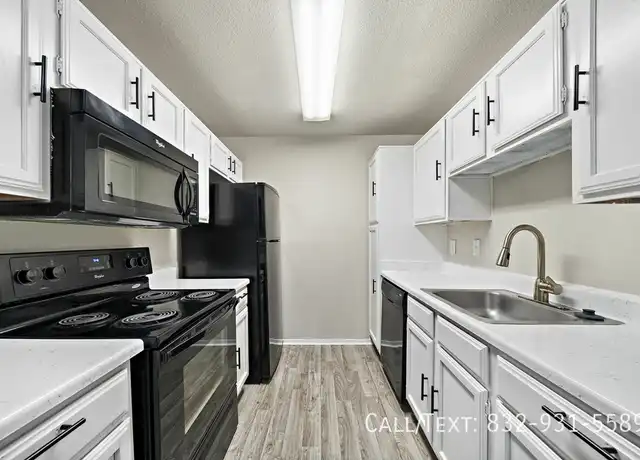 Property at 17200 N Gessner Rd Unit AAW3, Houston, TX, 77064, 2 beds, 2 baths, [object Object]