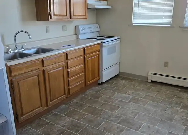 Property at 300 Sheridan Park Unit 001, Geneva, NY, 14456, 1 bed, 1 bath, [object Object]