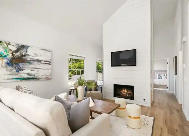 Property at 3730 S Bear St Unit 6G, Santa Ana, CA, 92704, 1 bed, 1 bath, [object Object]