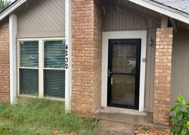 Property at 4232 Wembleton Cir, Norman, OK, 73072, 2 beds, 1 bath, [object Object]