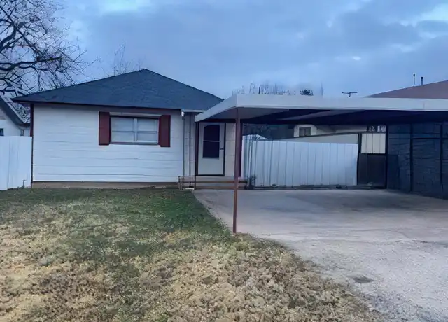Property at 218 Elm St, Clyde, TX, 79510, 2 beds, 1 bath, [object Object]