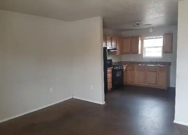 Property at 605 Morris St, Pocola, OK, 74902, 2 beds, 1 bath, [object Object]