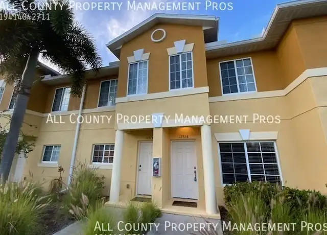 Property at 12928 Tigers Eye Dr, Venice, FL, 34292, 2 beds, 2.5 baths, [object Object]