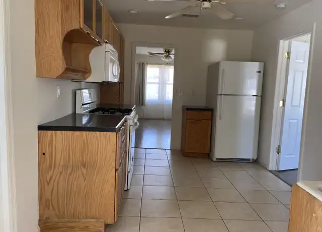 Property at 40 Hudson Ave, Keansburg, NJ, 07734, 2 beds, 1 bath, [object Object]